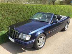 320 Cabrio 01.jpg